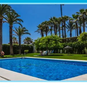 https://nerja-spain-flats-nsf2-torresol-studio-torrecilla.hotelsinnerja.org